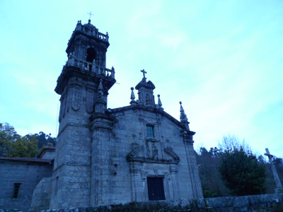 Fachada de la iglesia de Barciademera