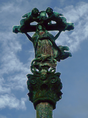 Parte alta del crucero, vista del lado de la Virgen